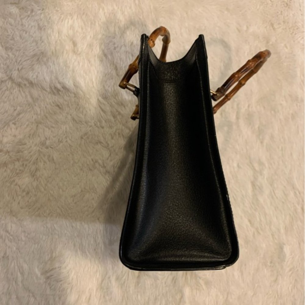 SOLD Gucci Vintage Princess Diana Bag Bamboo Handle Tote Black Leather - Picture 6 of 17